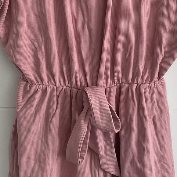 Pink Lily pink romper, size medium. Brand new, never worn. Ribbed material. - Picture 2 of 2